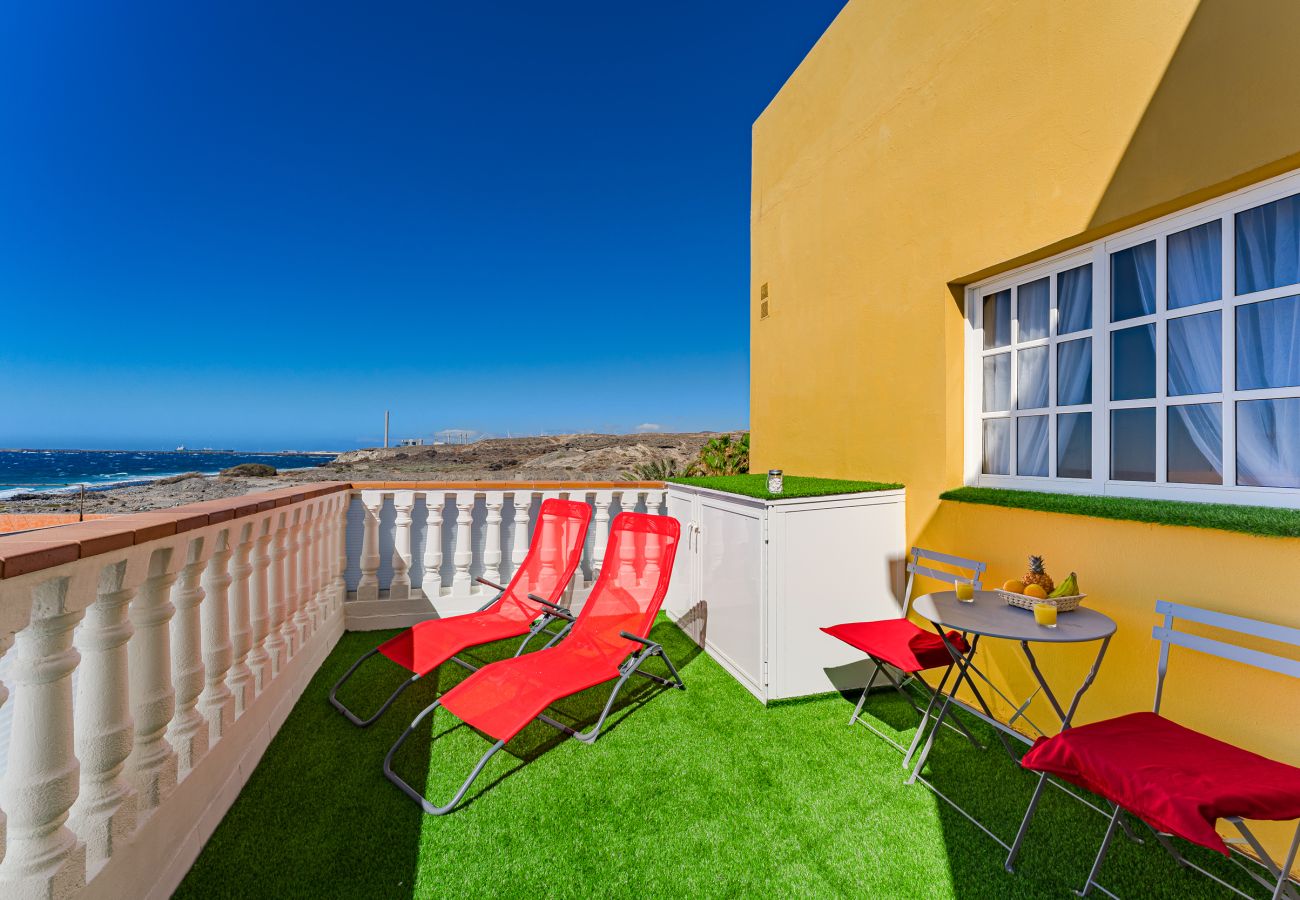 Apartment in Arico - Sea View Apartment Red Summer Breeze