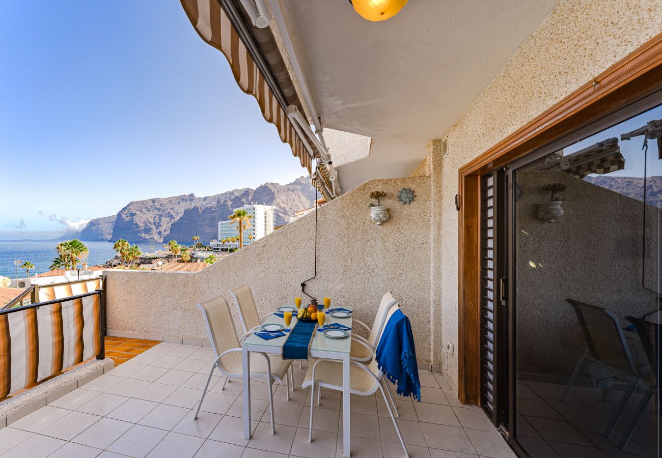 Apartment in Santiago del Teide - Sea View Apartment Deja Blue - Los Gigantes