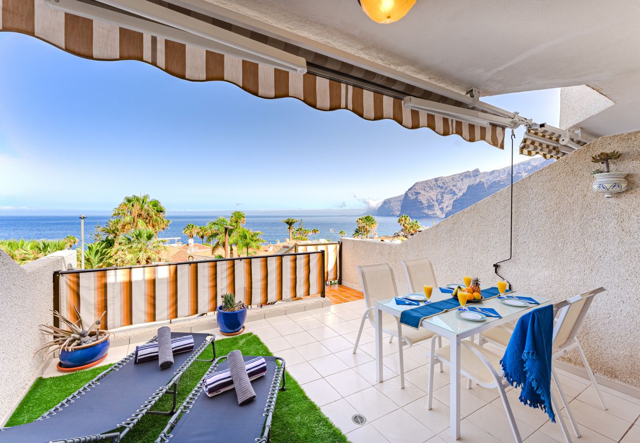 Apartment in Santiago del Teide - Sea View Apartment Deja Blue - Los Gigantes