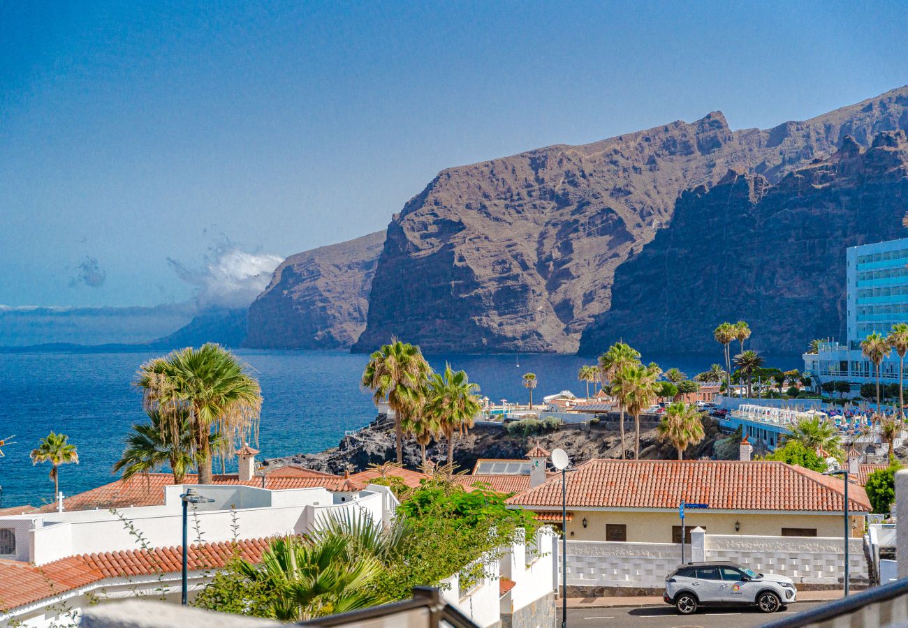 Apartment in Santiago del Teide - Sea View Apartment Deja Blue - Los Gigantes