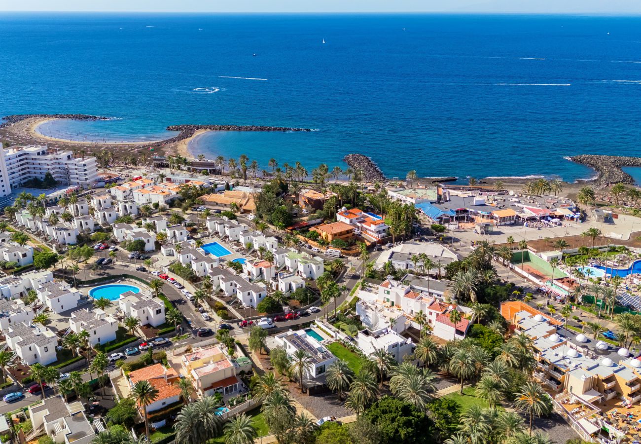 Apartment in Playa de Las Americas - Apartment  Don Carlos Sea View - Adults only!