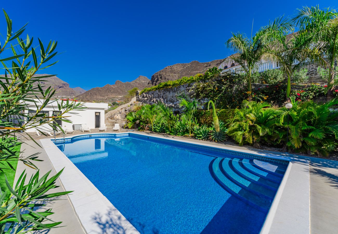 Country house in Santiago del Teide - Exclusive finca with spectacular sea view