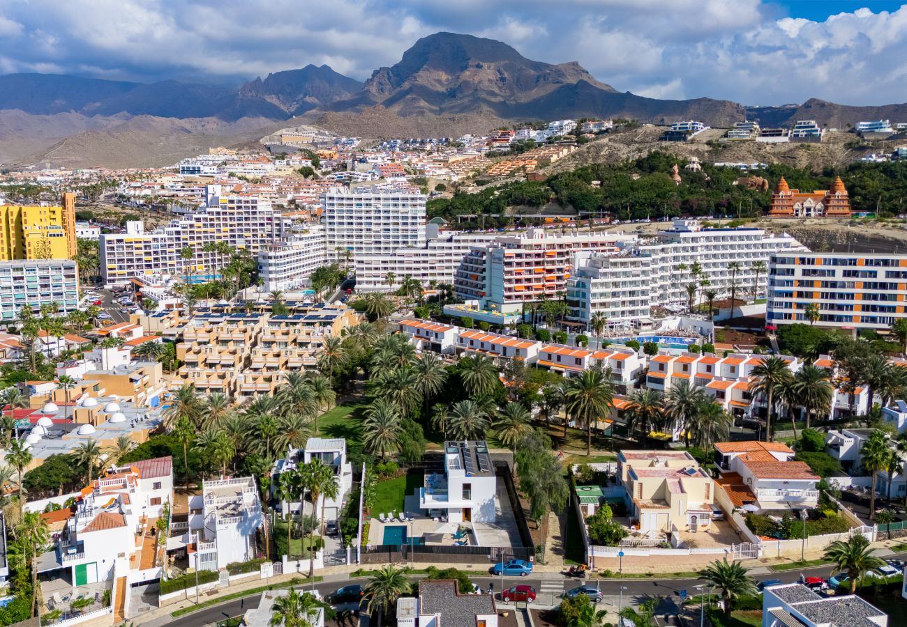 Villa en Playa de Las Americas - Villa Don Carlos