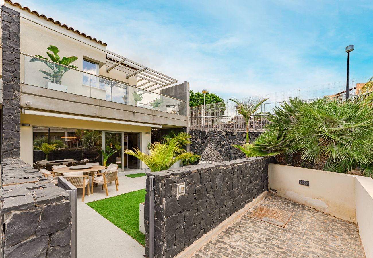 Reihenhaus in San Miguel de Abona - Exclusive luxury town house first sea line